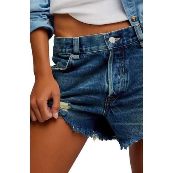 NEW FREE PEOPLE now or never shorts in sunsational - Picture 4 of 5